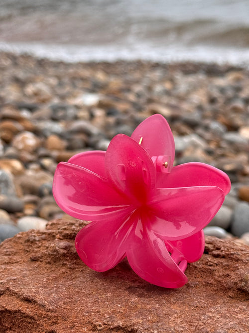 Elsabelle Honolulu Flower Hair Claw Clips