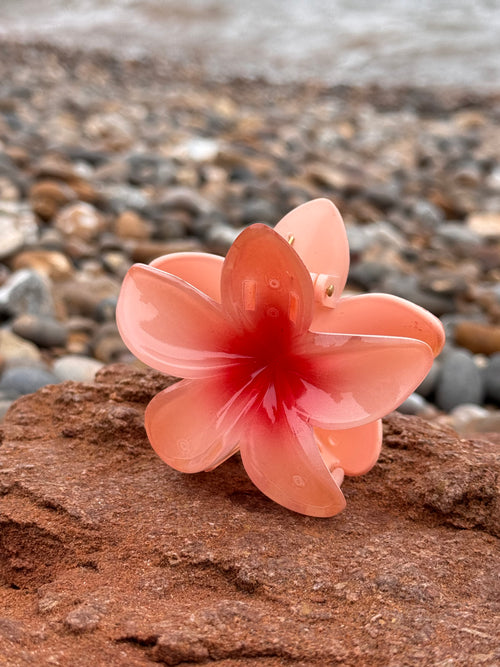 Elsabelle Honolulu Flower Hair Claw Clips