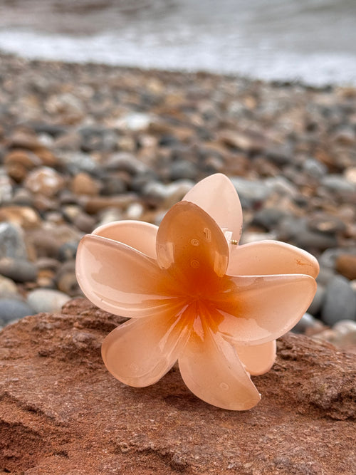 Elsabelle Honolulu Flower Hair Claw Clips