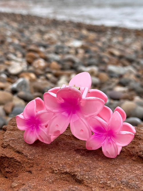 Elsabelle Honolulu Flower Hair Claw Clips