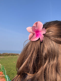 Elsabelle Honolulu Flower Hair Claw Clips