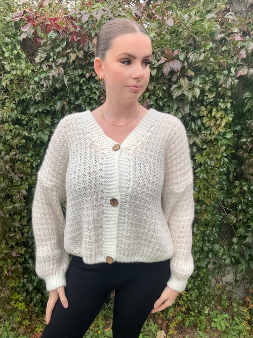 DAISIE Premium Knitted Cardigan
