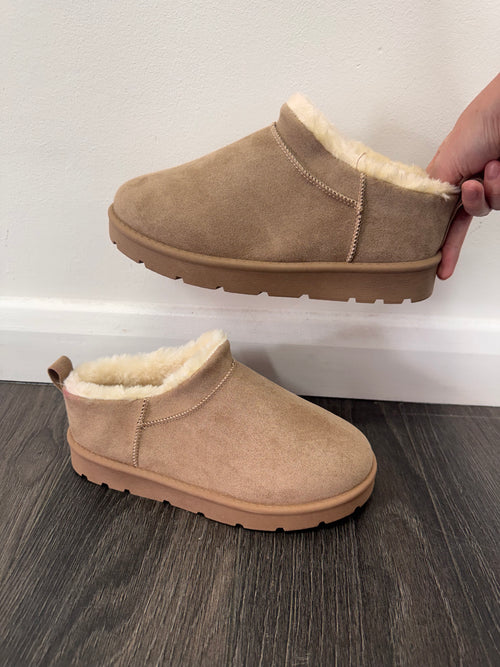 CHESTNUT Ultra Mini Boots