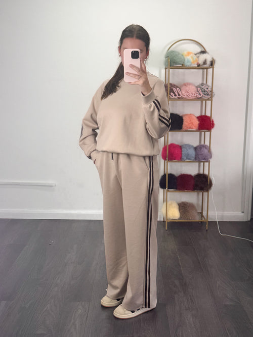 ANNALISE Side Stripe Lounge Set