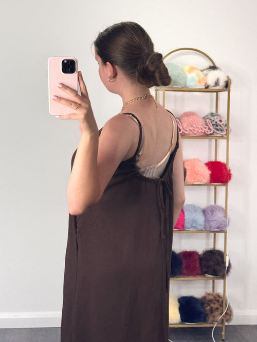 ASHLEIGH Bow Tie Back Maxi Dress With Pockets