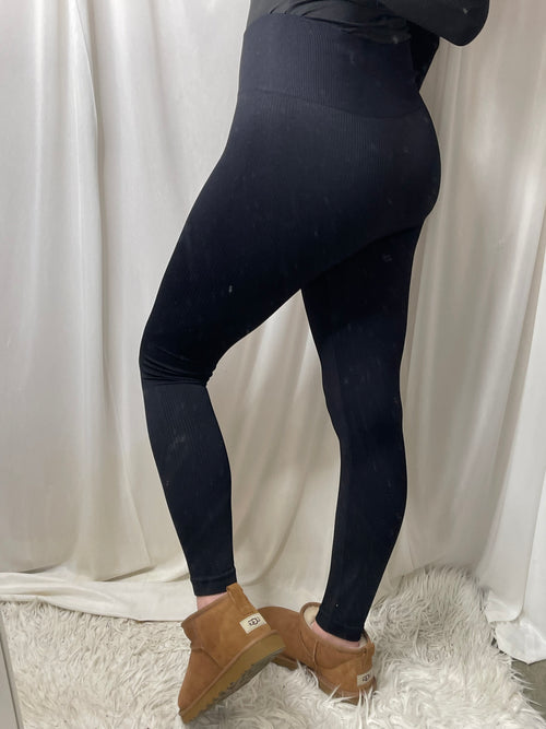 HALLIE Thick Ribbed Leggings